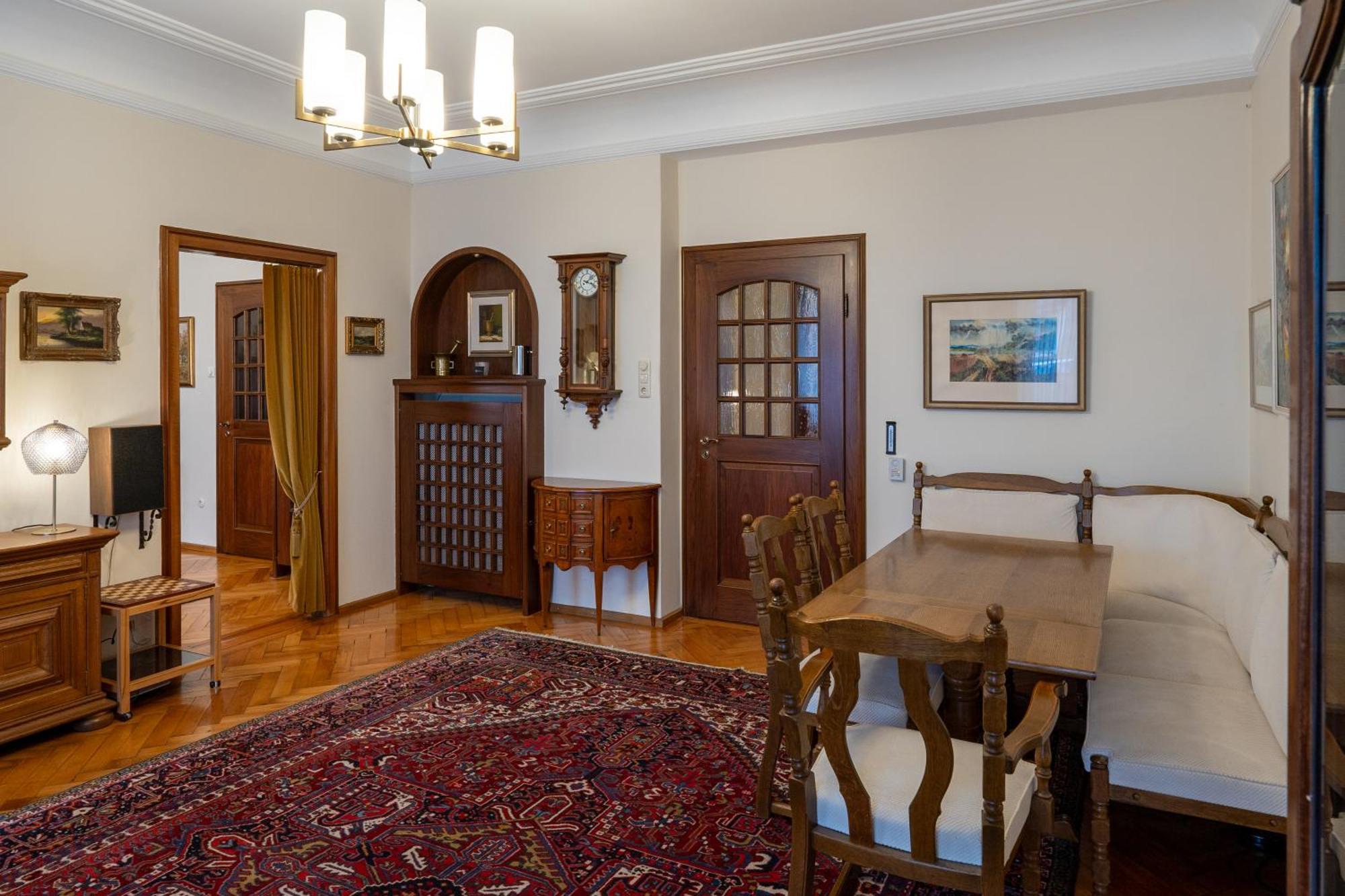 Neu - 4 Zimmer, 4 Betten, 5 Min Zum Hbf, Terrasse, 160Qm Augsburg Dış mekan fotoğraf